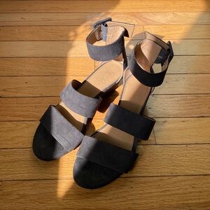 Double strap Grey suede heeled sandals from Franco Sarto.
